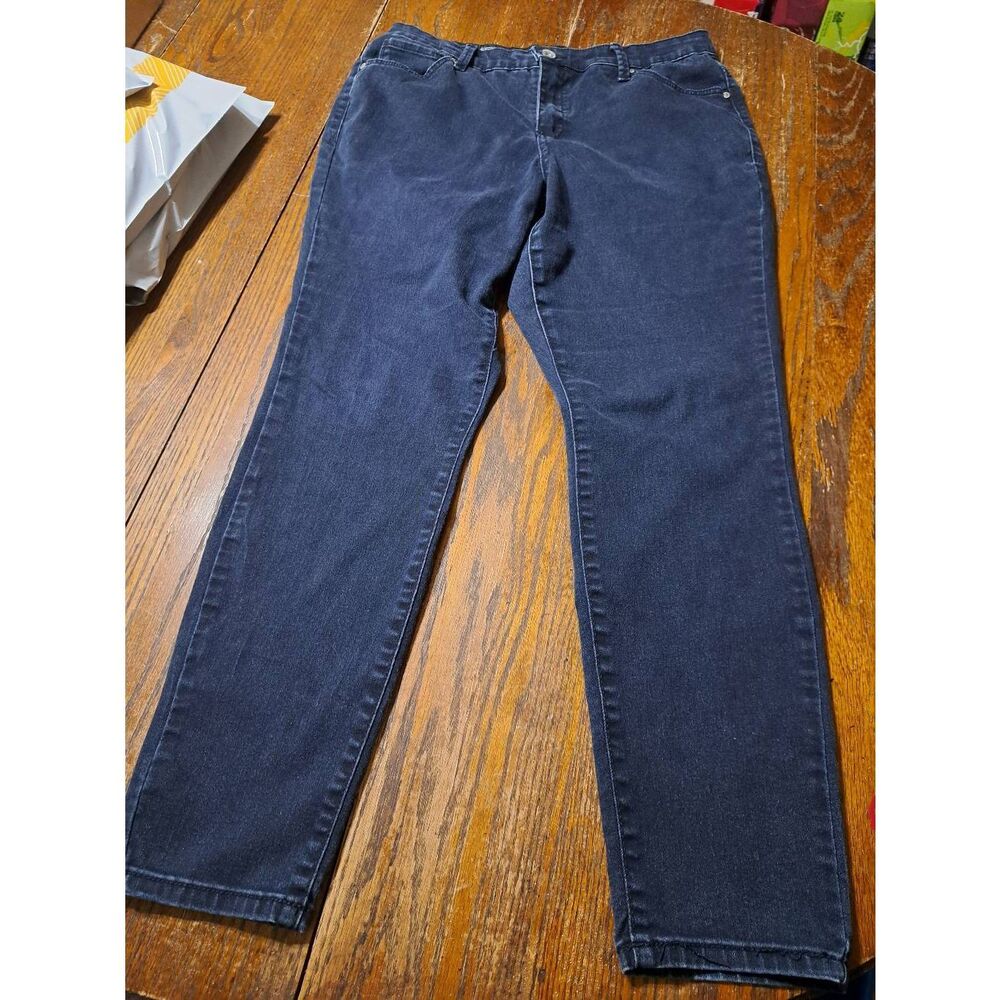 Size 14W 32 Nine West Jeans Cigarette Fit Skinny Denim Blue Jeans with Pockets